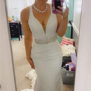 Sherri Hill White Fitted V-Neck Gown with Jeweled Waist